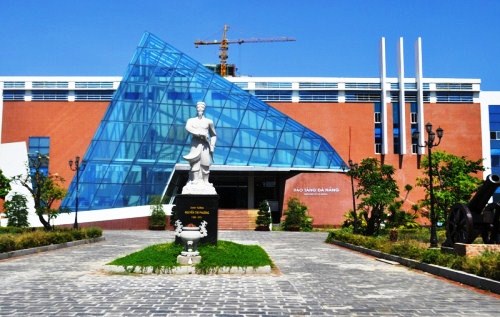 du-lich-da-nang-bao-tang-da-nang