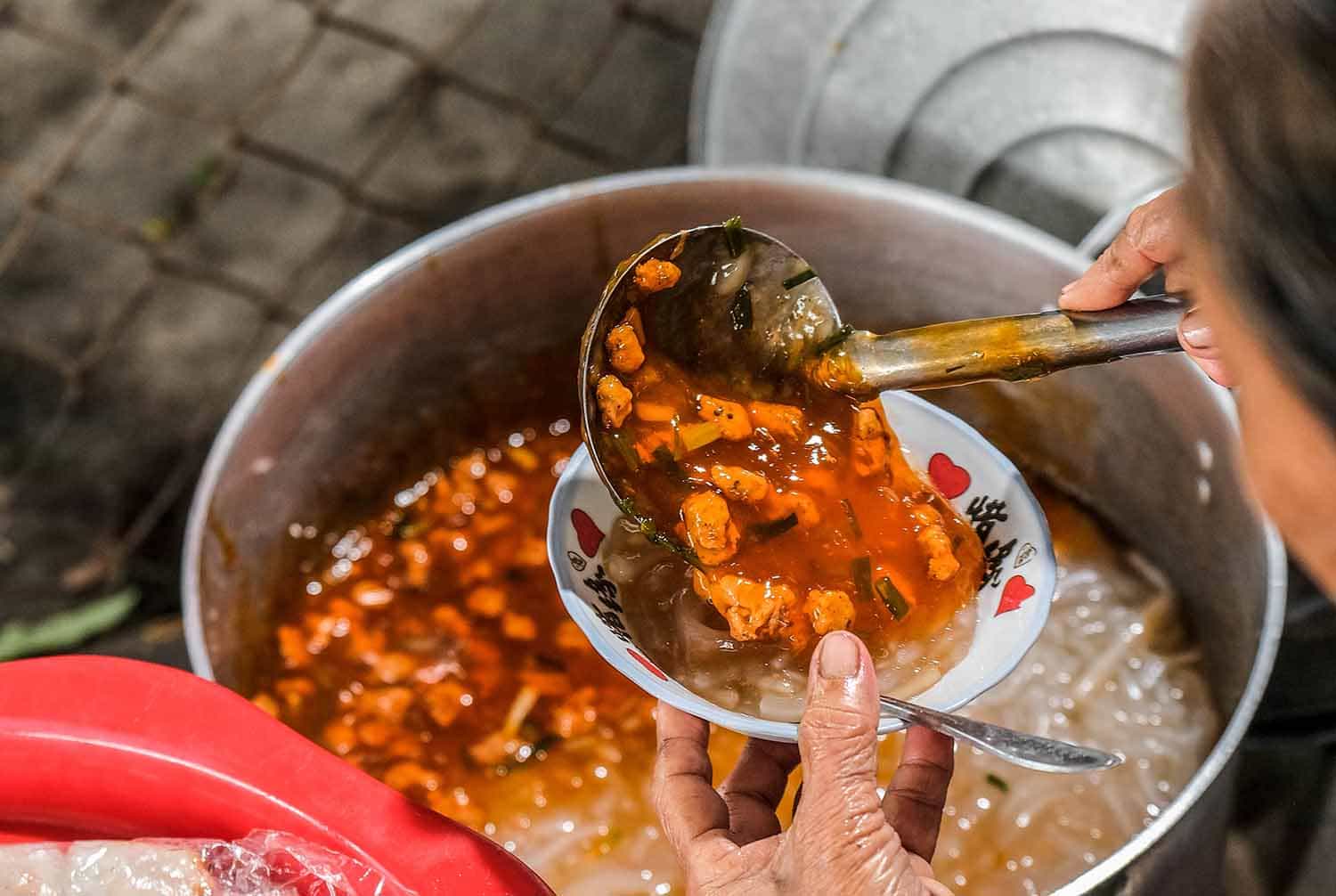 Bánh canh Nam Phổ Huế